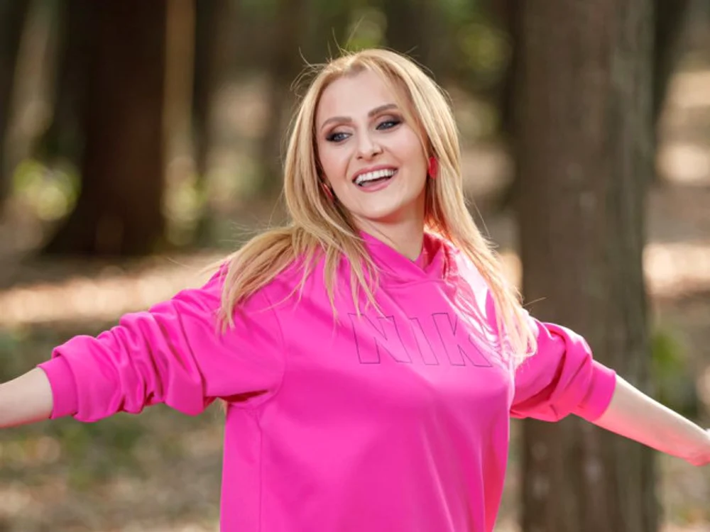 
    Alina Sorescu este implicată în numeroase proiecte care îi aduc zâmbetul pe buzeSursă foto: Arhivă personală  