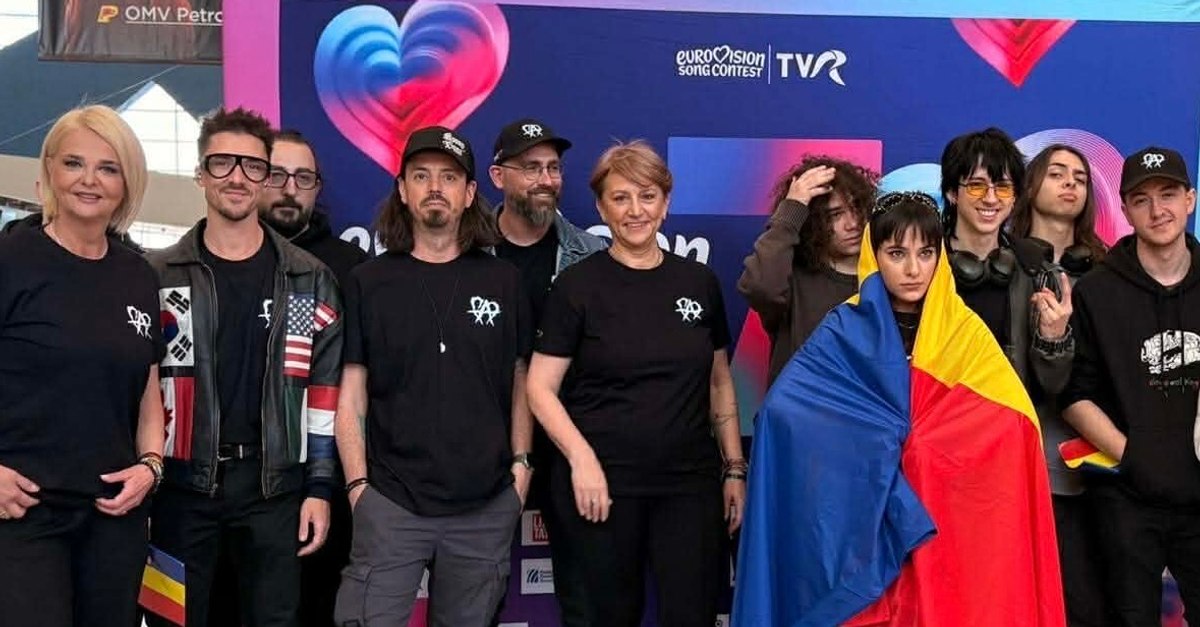 Delegația României la Eurovision a plecat spre Viena