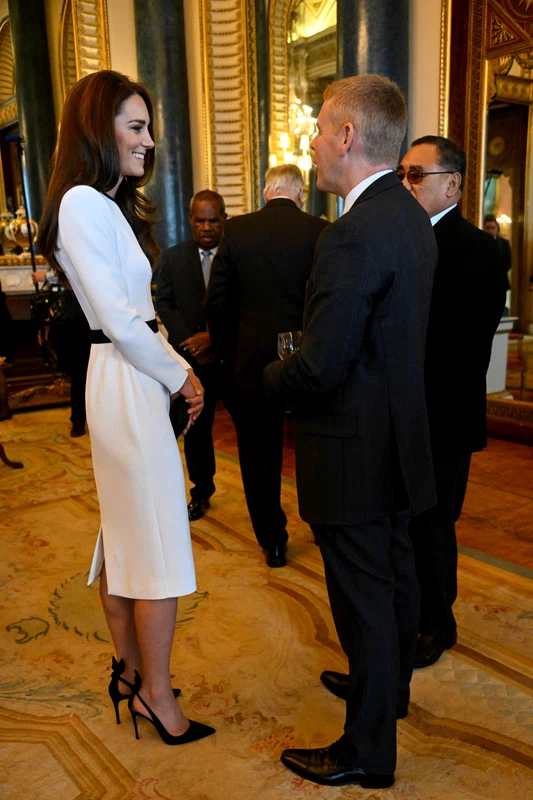 Kate Middleton cu pantofii buclucași, pe 5 mai