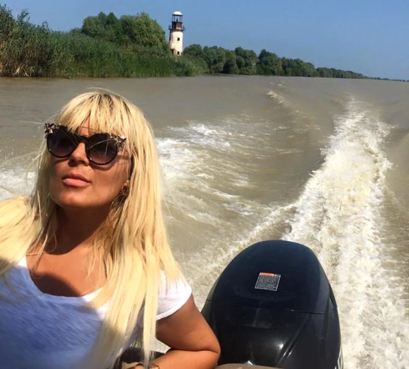 Udrea s-a pozat în vacanță la Sulina