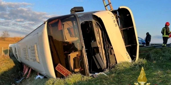 autobuz ucraineni accident italia