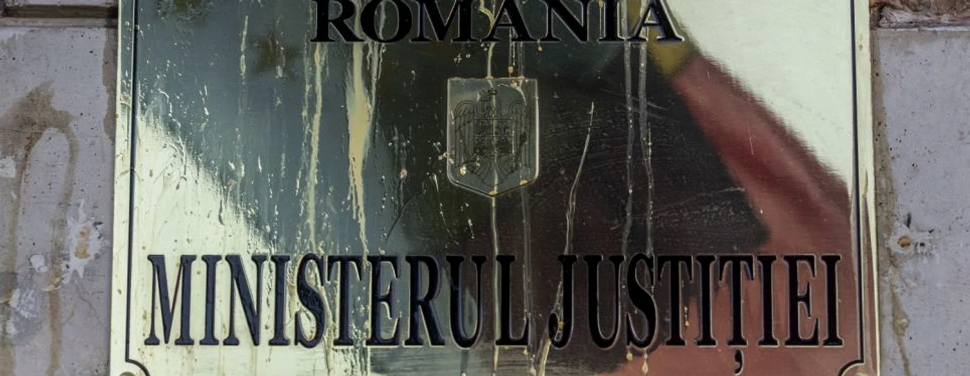 Proteste ouă faţă de OUG 7 la Ministerul de Justiţie FOTO Inquam Photos Liviu Florin Albei