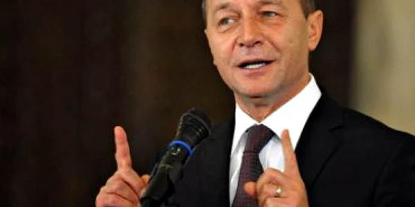 UPDATE Băsescu: Nu accept ideea amânării formării unui guvern până după alegeri