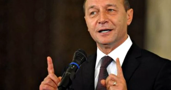 UPDATE Băsescu: Nu accept ideea amânării formării unui guvern până după alegeri