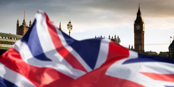 Steag Marea Britanie FOTO Shutterstock jpg