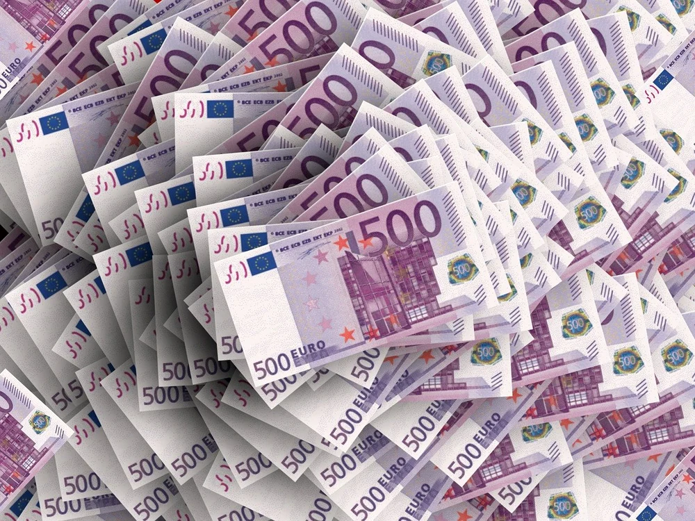 Iată în ce condiții se acordă al 14-lea salariu. Foto: Arhivă