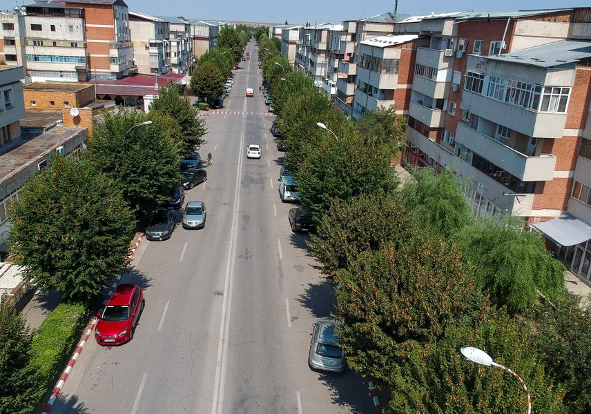 Orașul din România în care un apartament cu două camere se vinde cu doar 4.000 de euro. Cum arată locuința