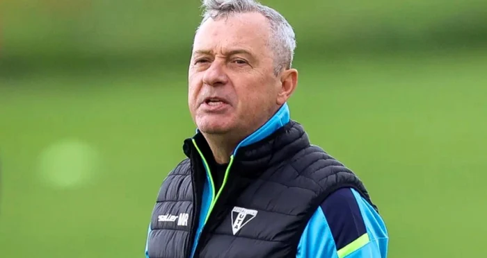 Mircea Rednic e în război cu propriii suporteri. Foto Sportpictures