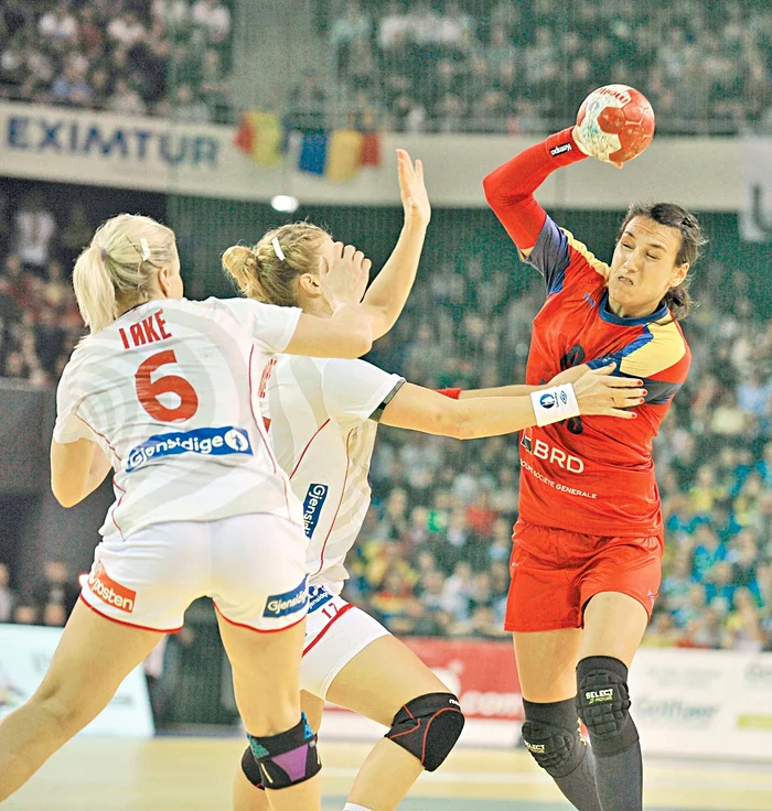 
    Cristina Neagu  este liderul  naţionalei României  