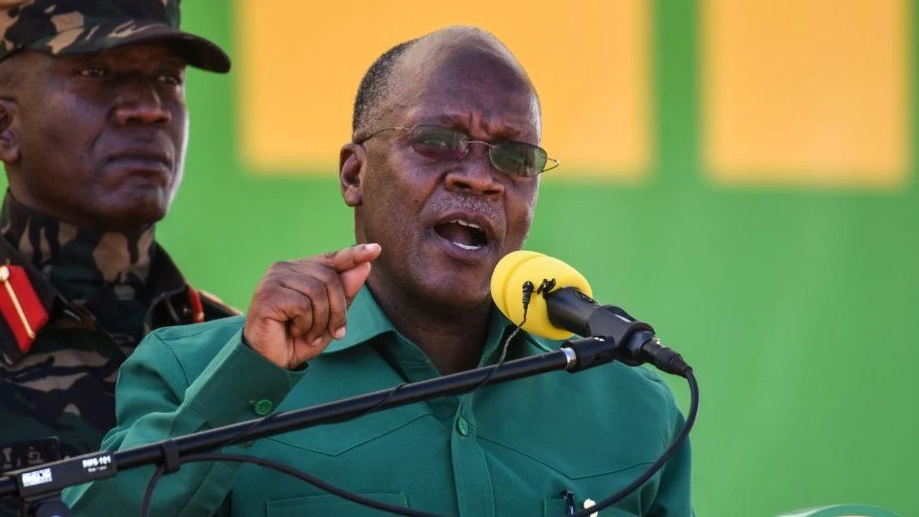 
    John Magufuli, președintele Tanzaniei și cel mai vehement coronasceptic african, a murit bolnav de Covid-19Sursa foto: bbc.com  