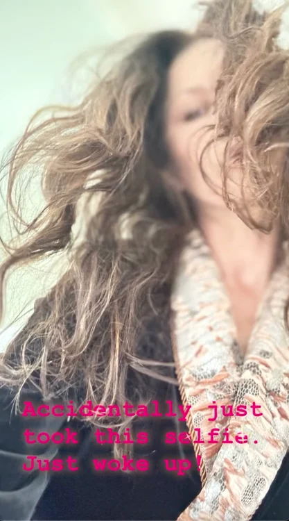 Catherine Zeta Jones, selfie din greșeala jpg