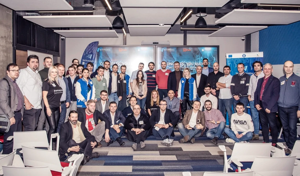 Doar nouă startup-uri din 250 au fost admise în programul Techcelerator
