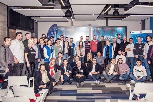 Doar nouă startup-uri din 250 au fost admise în programul Techcelerator