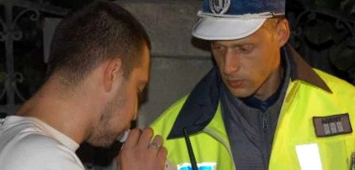 Suceava: Şofer beat, prins în timp ce fugea de la locul accidentului