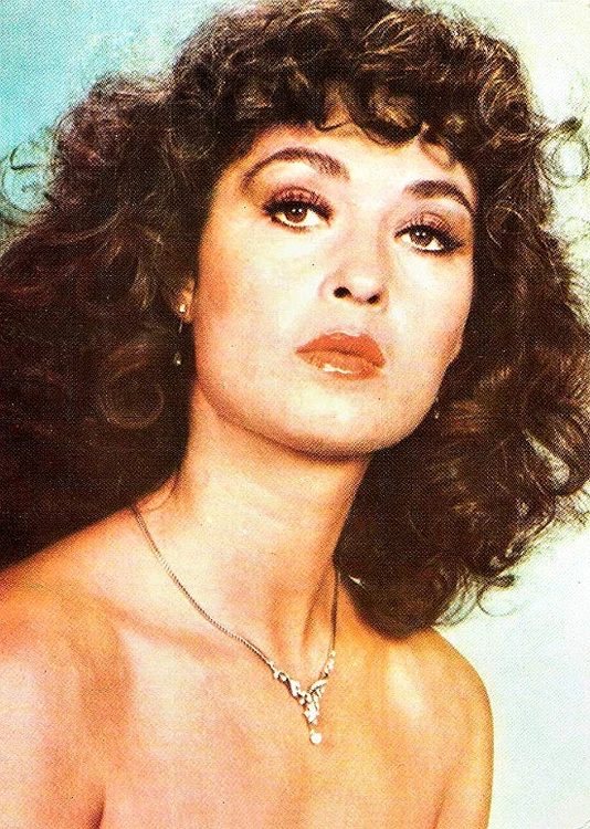 Angela Similea și coafura ei celebră din tinerețe