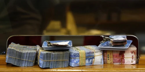 rupii Indonezia REUTERS