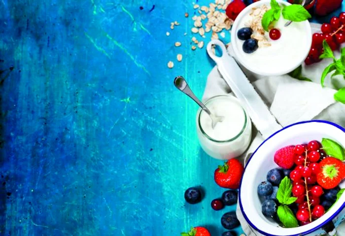 Nucile și semințele sunt o sursă bună de acizi grași Omega-3, care scad grăsimile din sânge.www.clicksanatate.ro