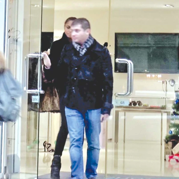 În 2014, când erau împreună, Ciprian o răsfăţa pe Laurette cu vacanţe şi cadouri