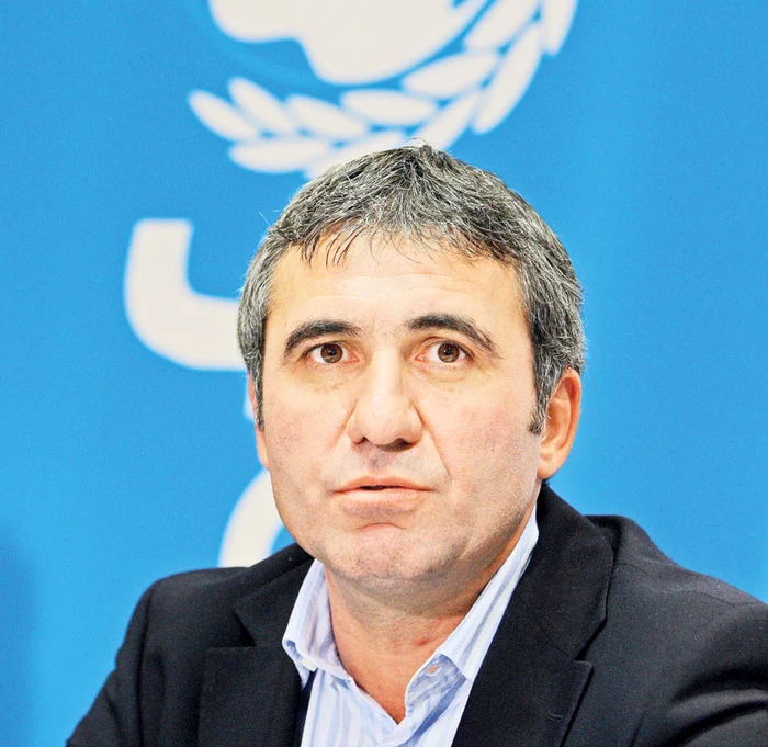 Viitorul a ajuns pe locul doi în Liga I, dar «Regele» a fost fluierat şi jignit