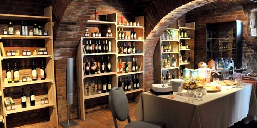 Evenimentul va avea loc la "Kazza", pe strada Tg. Vinului