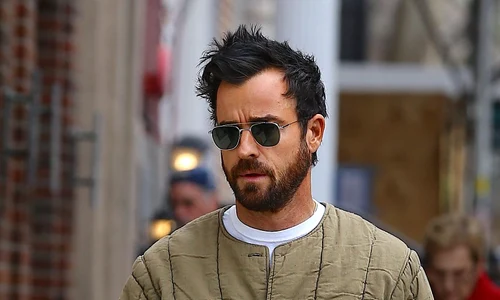 Justin Theroux dans la rue à New York jpeg