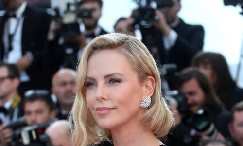 charlize theron hepta 2933573 jpg jpeg