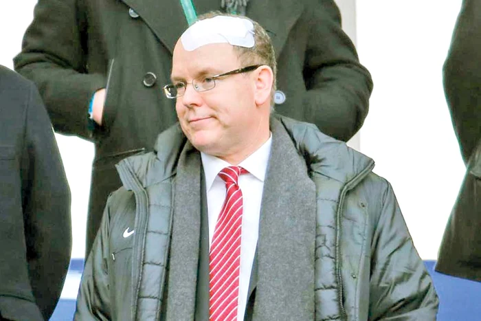 
    I s-a extirpat  o tumoare  de pe frunte (Foto: Reuters)  