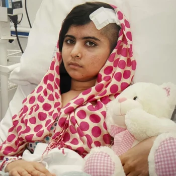 2 malala yousafzai in spital 1 jpg jpeg