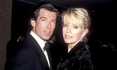 Pierce Brosnan prima sotie png