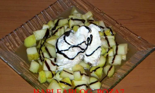 mere in sirop cu inghetata 7 jpeg