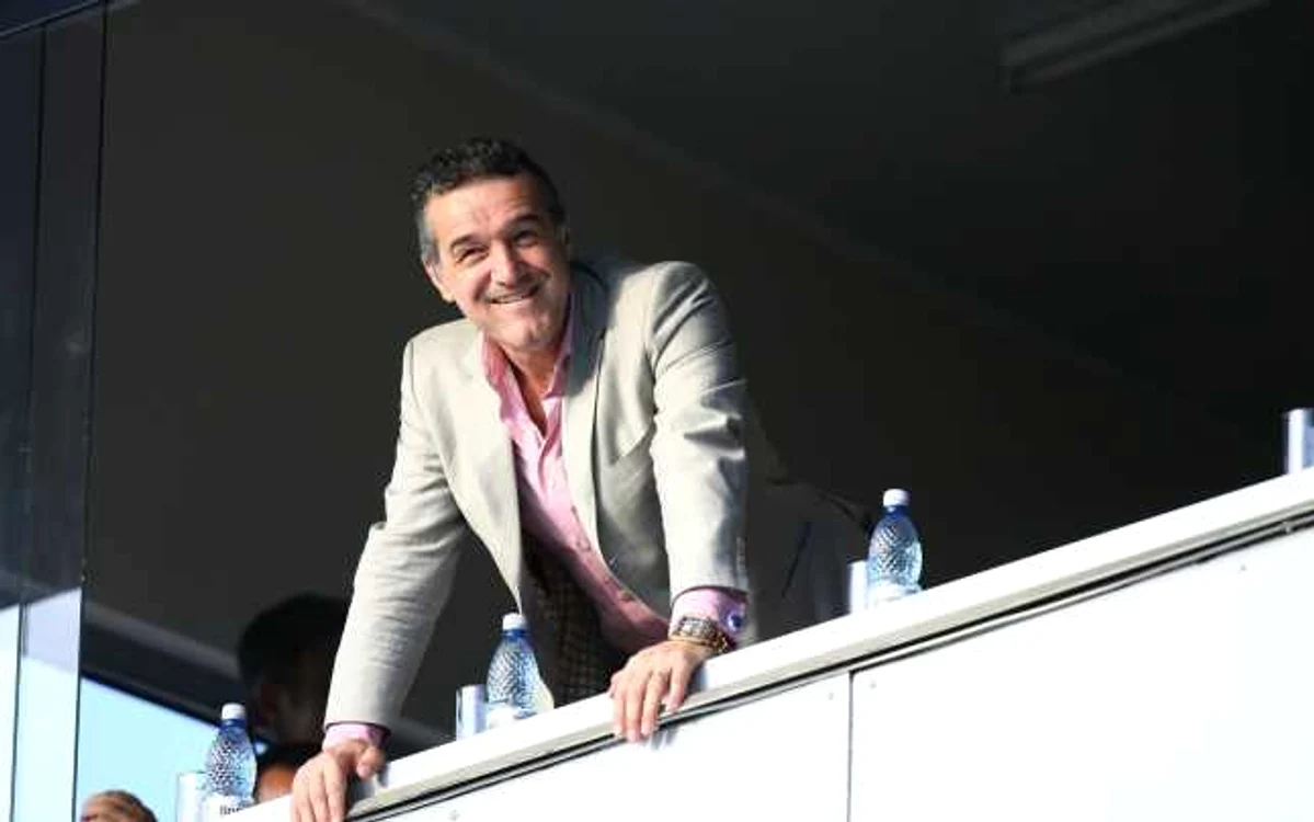 Finanţatorul Stelei şi-a concediat avocaţii după ce judecătorii Tribunalului Bucureşti au amânat judecarea cererii sale de contopire a pedepselor FOTO Adevărul