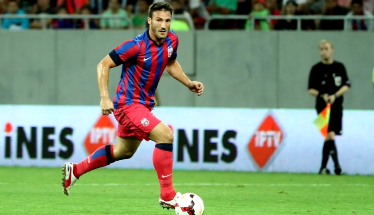 
    Piovaccari a îmbrăcat tricoul Stelei în sezonul 2013-2014  