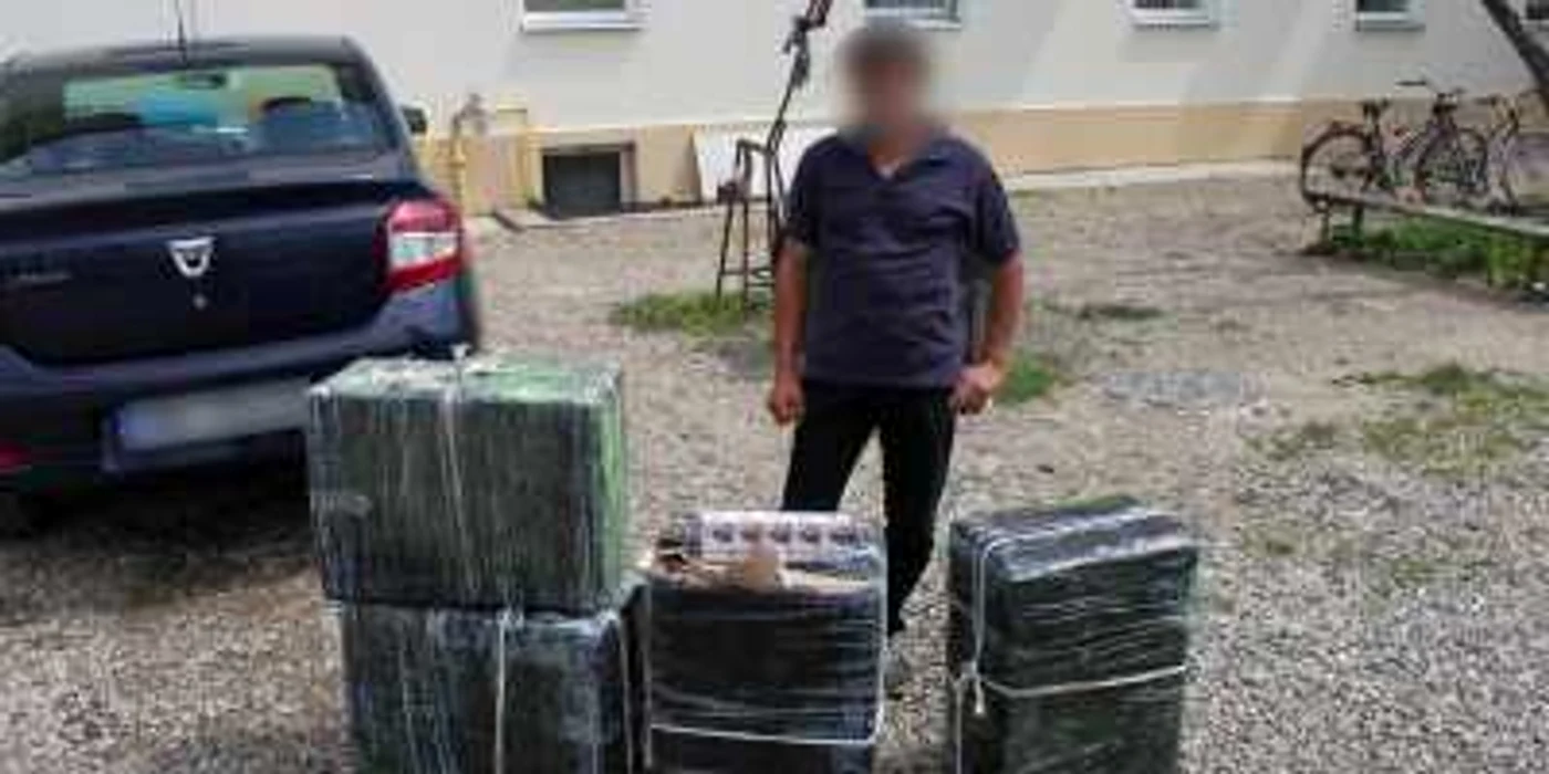 Un bărbat ascundea 2.500 de pachete cu ţigări în beci Foto: Adevărul