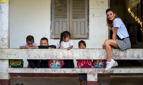 Ana Baniciu Asia Express (1) jpeg