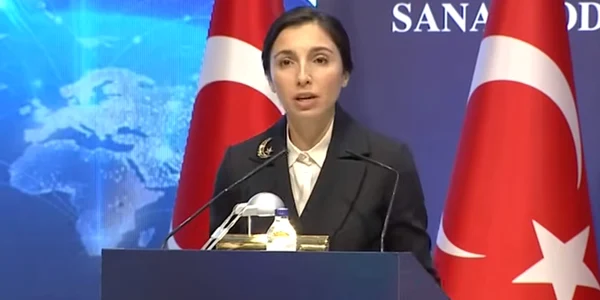 Hafize Gaye Erkan jpg
