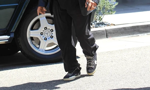 Al Pacino a luat masa la un restaurant din Beverly Hills jpeg
