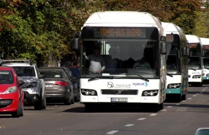 Autobuzele deservesc cinci trasee