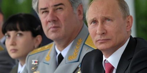 Viktor Bondarev si Vladimir Putin FOTO EPA-EFE