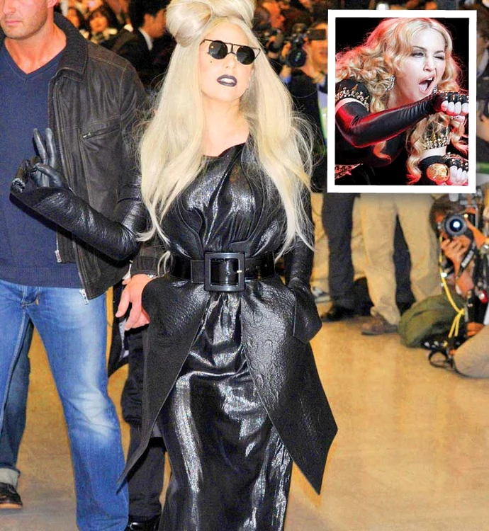 
    Lady GaGa (26 de ani)  