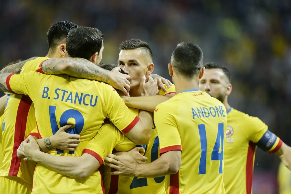 
    Tricolorii se bucură după golul lui Adi PopaFoto: Twitter  