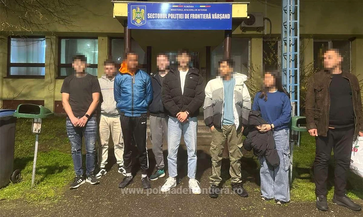 Migranții au fost prinși la punctul de trecere a frontierei FOTO: Poliția de Frontieră