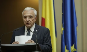 Mugur Isărescu - conferinţă de presă sediul BNR - 6 iul 2022 / FOTO Inquam Photos / George Călin