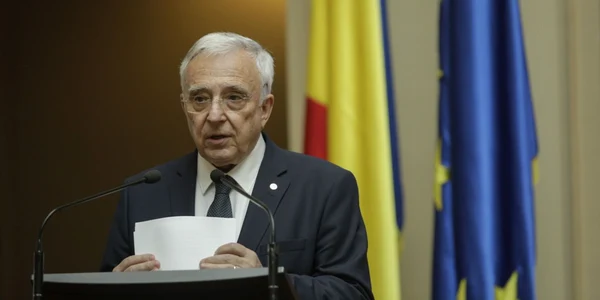 Mugur Isărescu - conferinţă de presă sediul BNR - 6 iul 2022 / FOTO Inquam Photos / George Călin