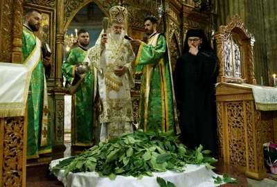 slobozia slujba de Rusalii la Slobozia FOTO faceb/Episcopia Sloboziei