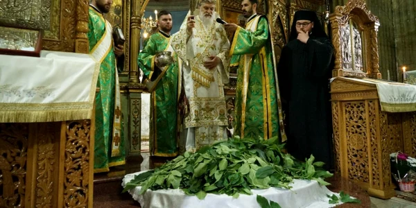 slobozia slujba de Rusalii la Slobozia FOTO faceb/Episcopia Sloboziei