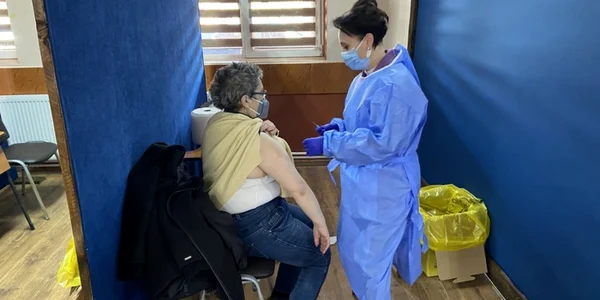 vaccinare covid foto prefectura hunedoara