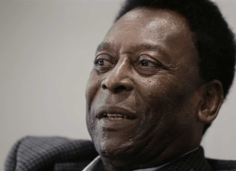 Pele va fi înmormântat marți, a anunțat clubul Santos