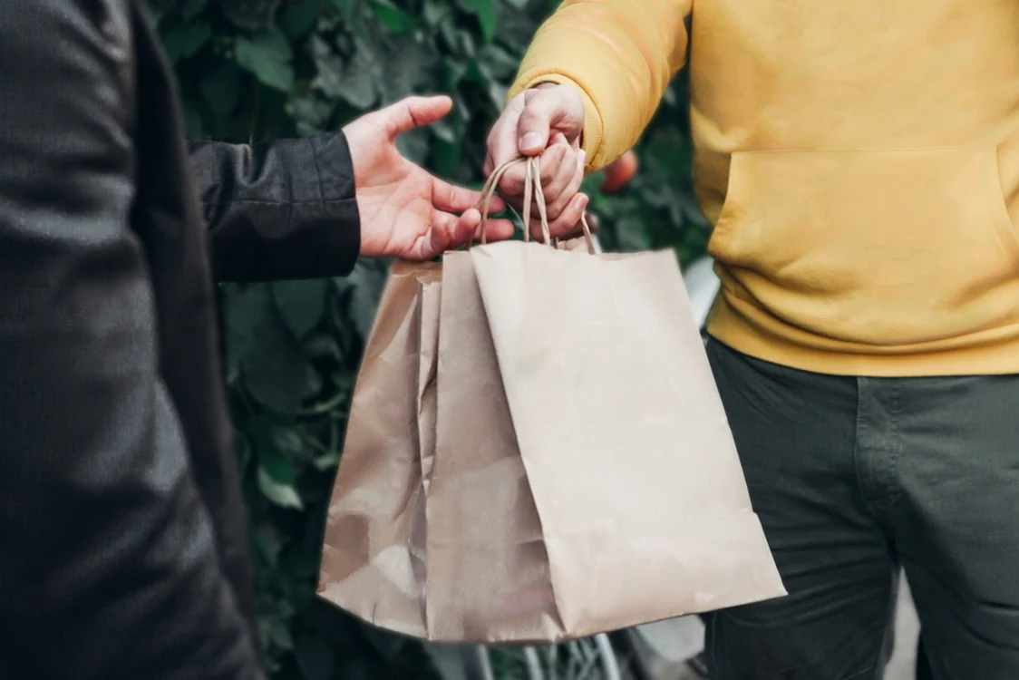 A comandat mâncare de peste 1.000 de ori, fără să plătească / Foto: Shutterstock