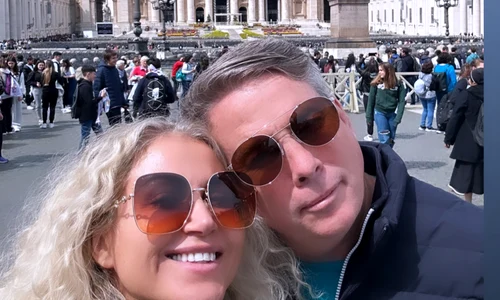 Artista și omul de afaceri american s-au simțit de minune în Italia și au avut pare de-a dreptul de două săptămâni romantice