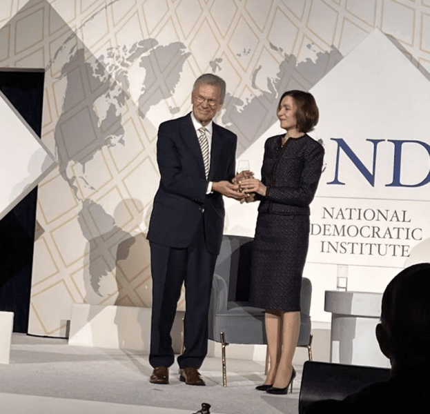 Maia Sandu, premiată în SUA. Președintele moldovean a primit distincția ,,Madeleine K. Albright 2022”